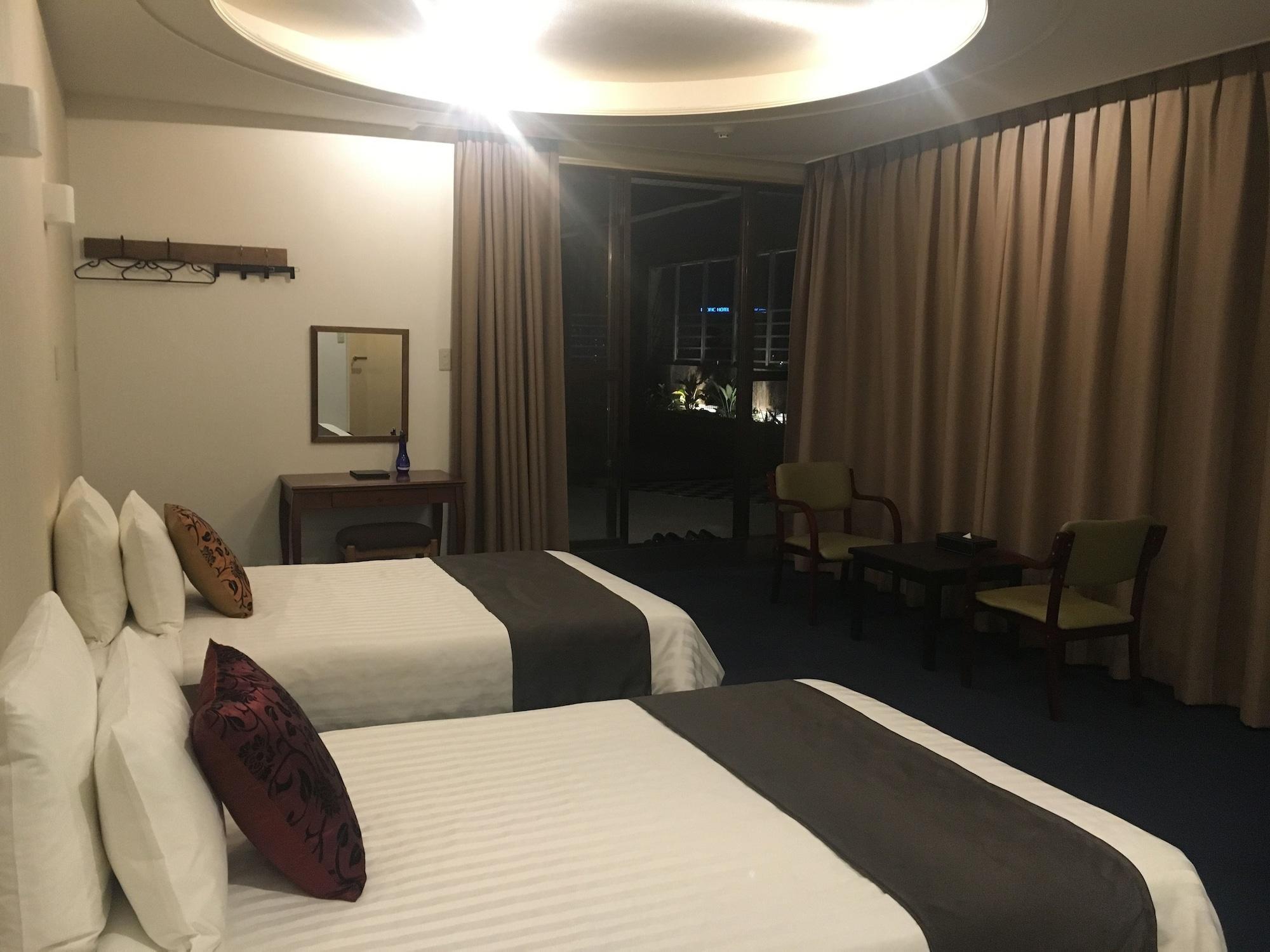 Okinawa Hotel Precia ناهَ المظهر الخارجي الصورة