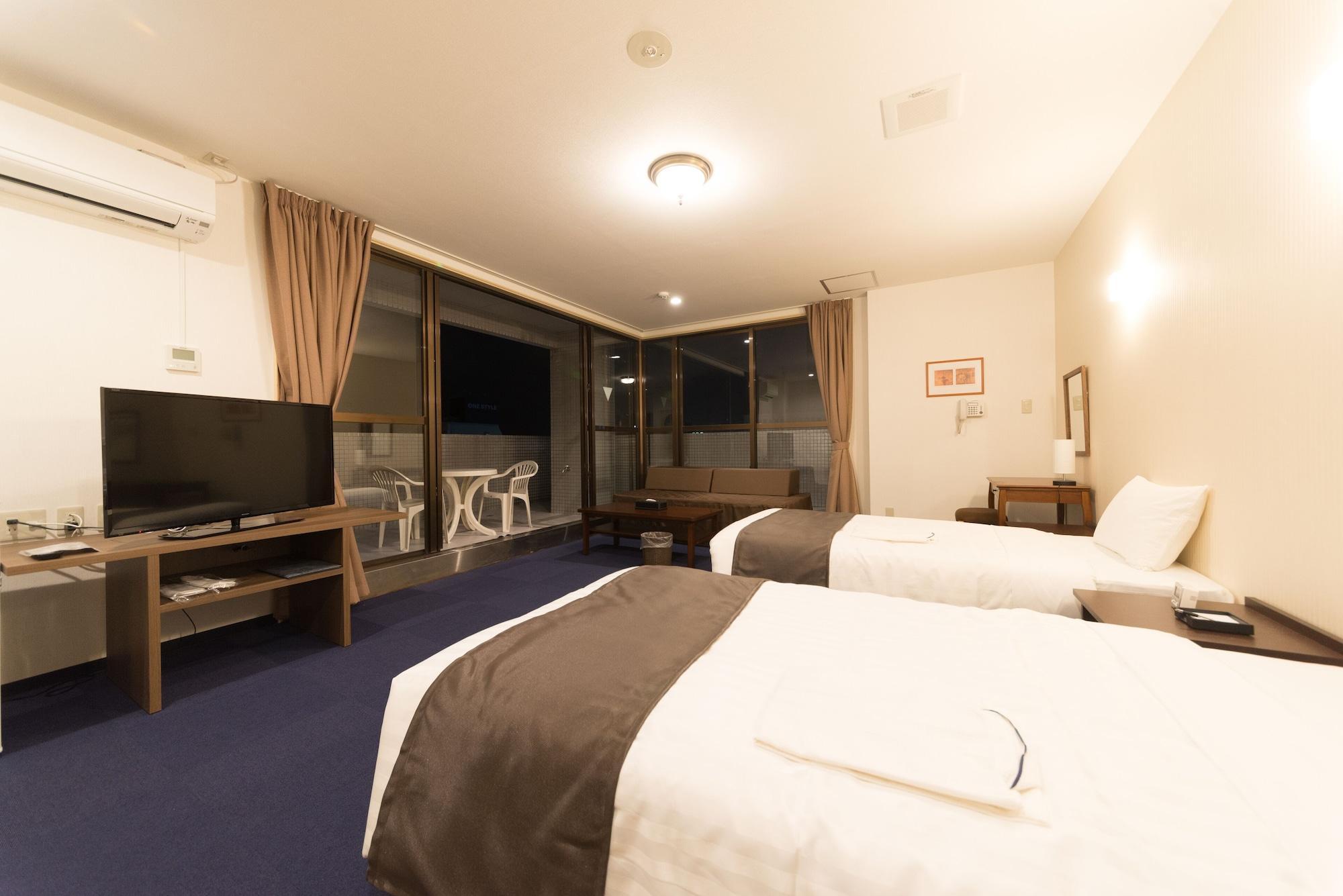 Okinawa Hotel Precia ناهَ المظهر الخارجي الصورة