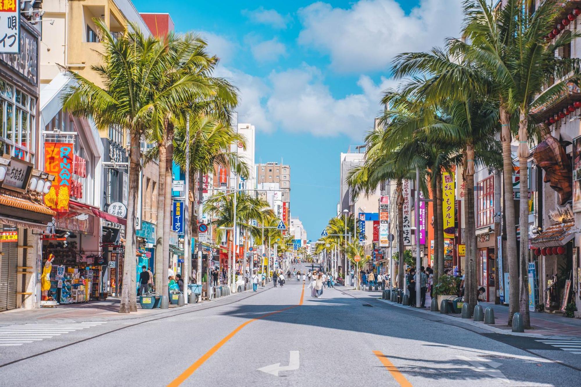 Okinawa Hotel Precia ناهَ المظهر الخارجي الصورة